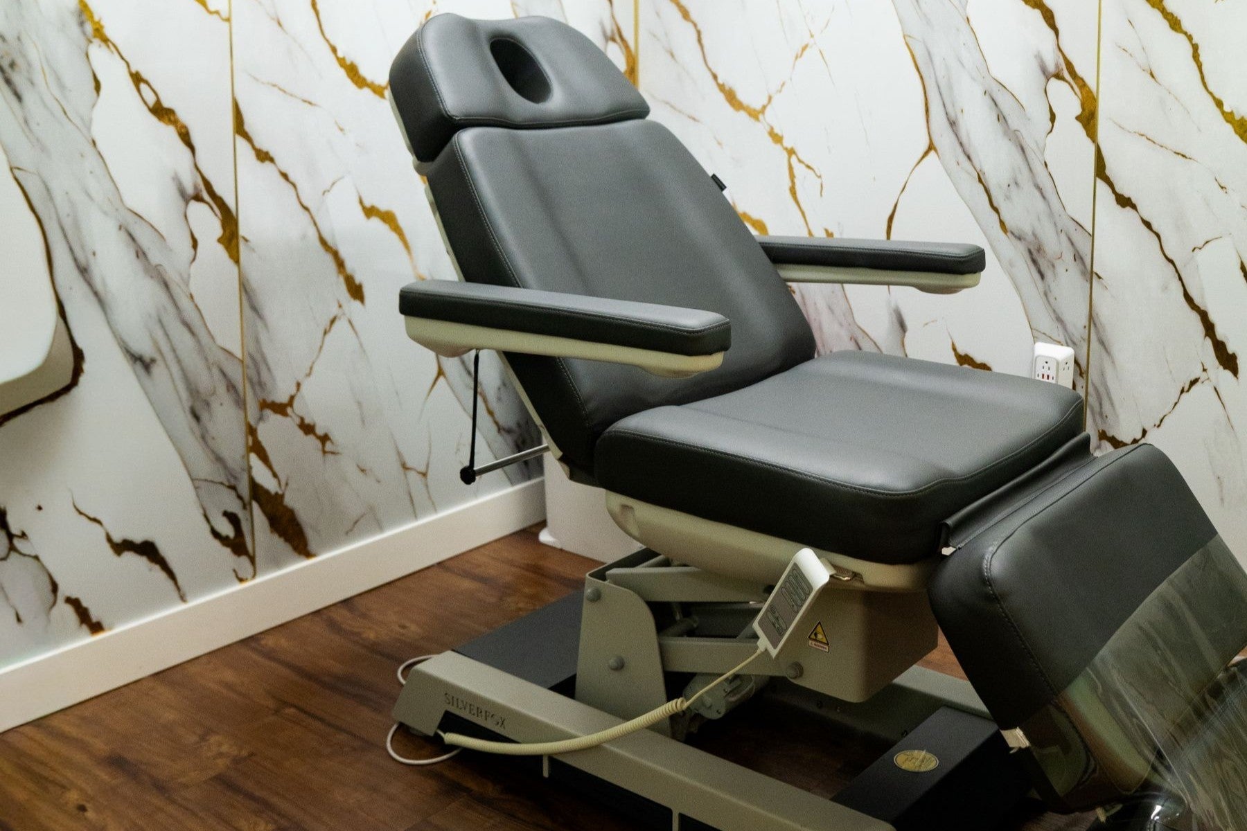 Mobile IV Therapy for Busy Professionals: Convenience vs Traditional Clinics